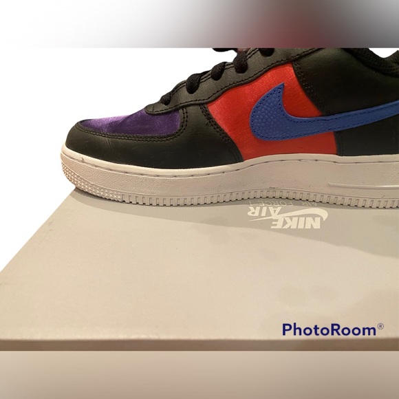 Nike Air Force 1 - Picture 6 of 14